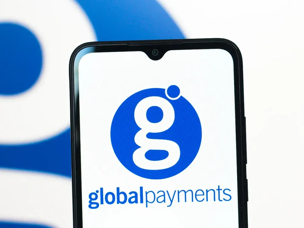 全球支付公司、埃利奥特管理公司与激进投资者博弈：到底发生了什么？