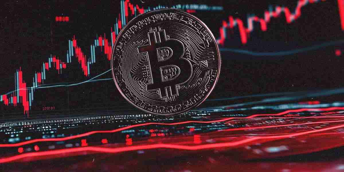 2025年btc价格预测:技术指标与市场动态深度解析