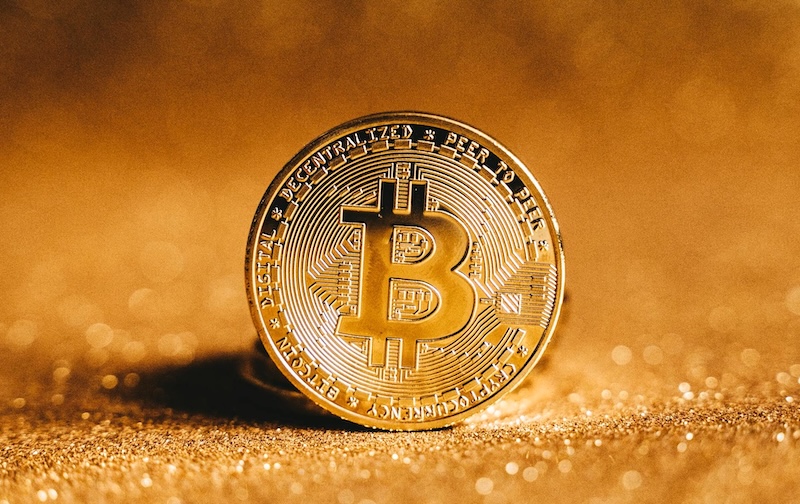 比特币跌穿11万美元，加密货币现货ETF出现大规模资金流出 - php中文网