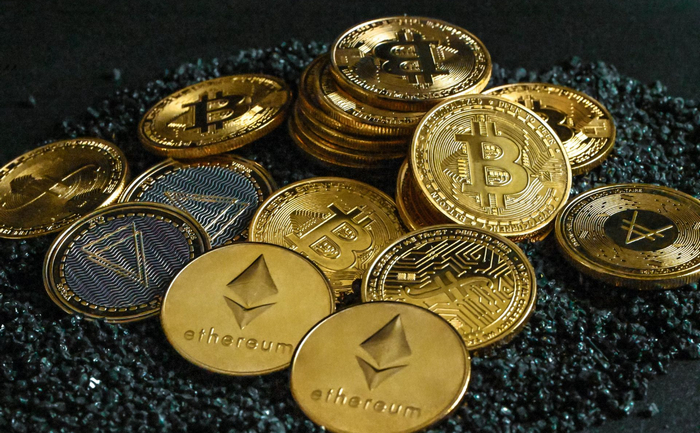 什么是去中心化金融(DeFi)?它如何挑战传统银行业务? - php中文网